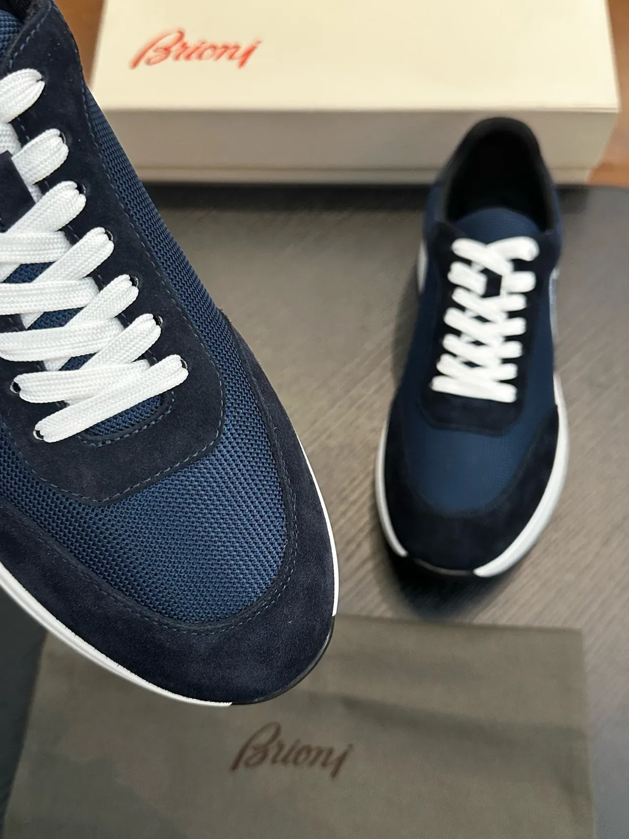 Navy White Mesh-Suede Hybrid Upper Flat Laces Sneakers 7