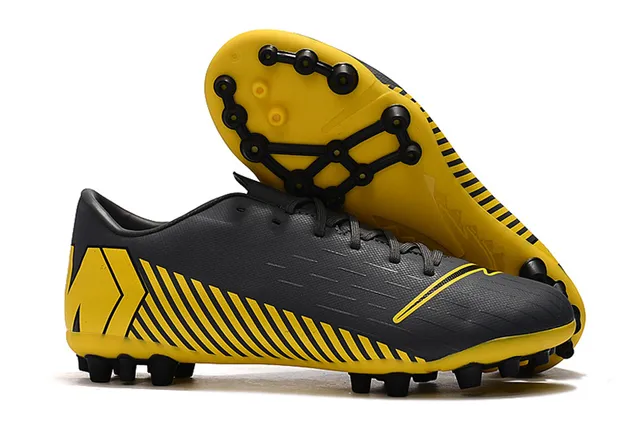 Orange et blanc tacheté Low-Cut Firm-Ground chaussures de football 9