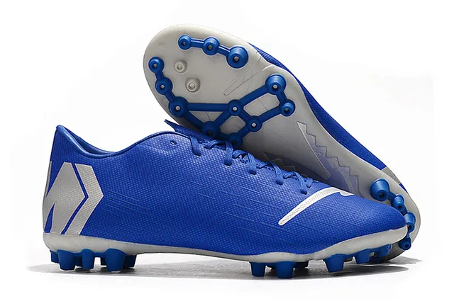 Orange et blanc tacheté Low-Cut Firm-Ground chaussures de football 10