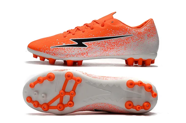 Orange et blanc tacheté Low-Cut Firm-Ground chaussures de football 23