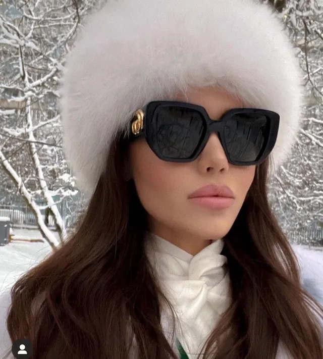 Oversized Geometric Black Frame Sunglasses 4