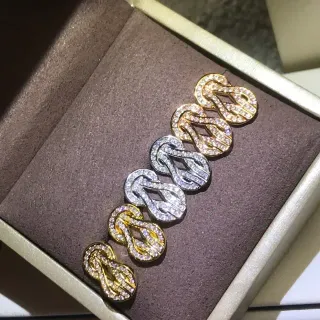 أقراط ستد بافيه سيت دبل لوب ثنائي اللون كريستال