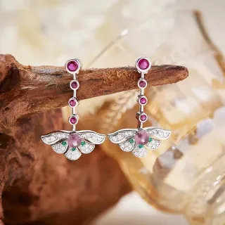 Brincos com forma de asa rosa e verde Pavé-Set