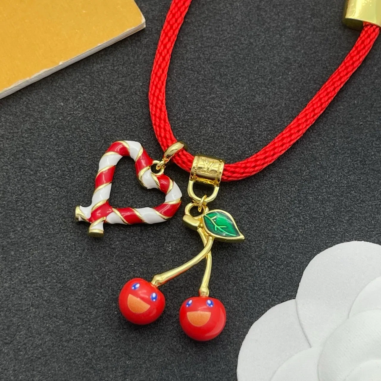 Red Gold Braided Cord Square Clasps Bracelet 6