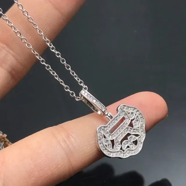 Rose Gold Openwork Pendant Necklace 4