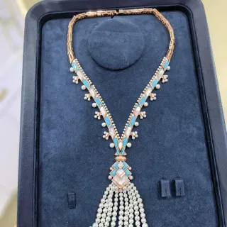 Collier pendentif or rose turquoise et perle avec franges