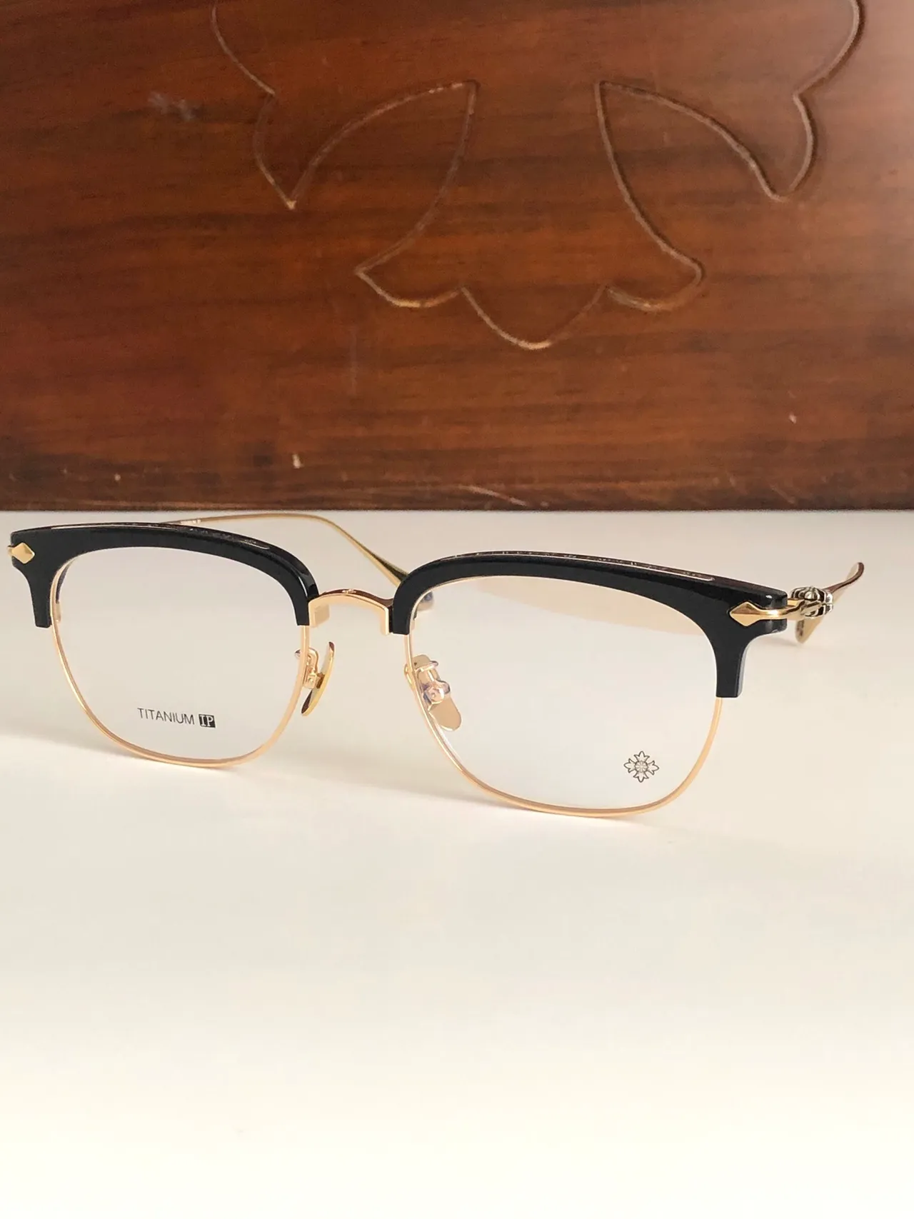 Lunettes optiques semi-rimless en écaille de tortue et doré 5