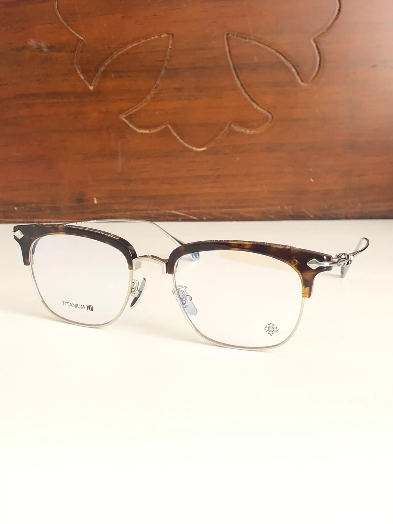Lunettes optiques semi-rimless en écaille de tortue et doré 6