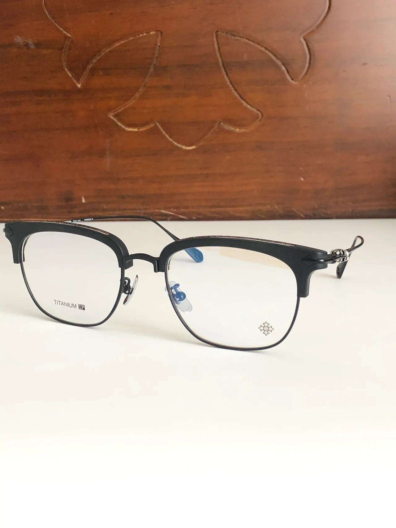 Lunettes optiques semi-rimless en écaille de tortue et doré 8
