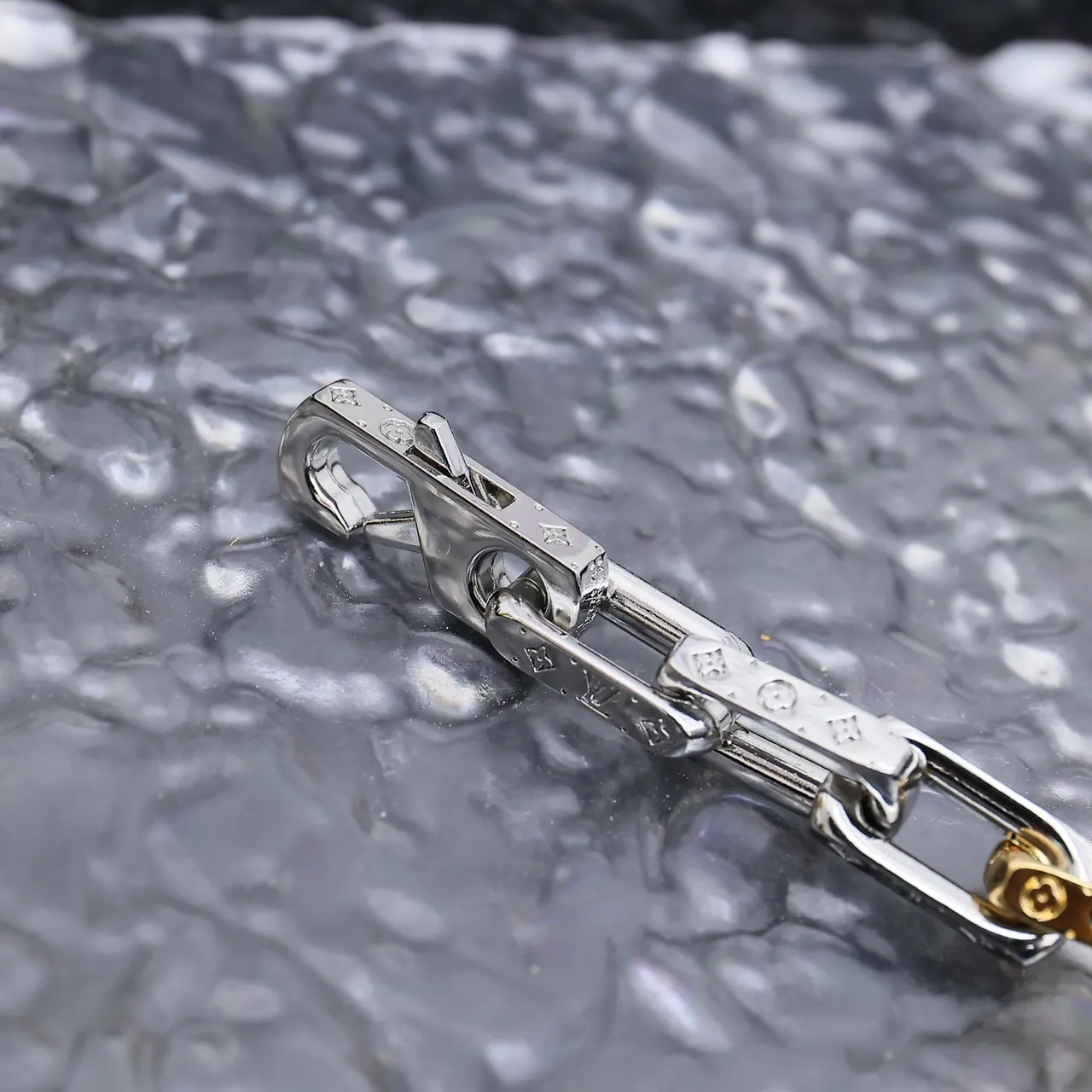 Silver Gold Two-Tone Metal Chain-Link Bracelet 5