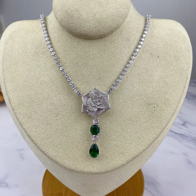 Silver Green Rose-Shaped Pavé Pendant Dangling Gemstone Drops Necklace 7