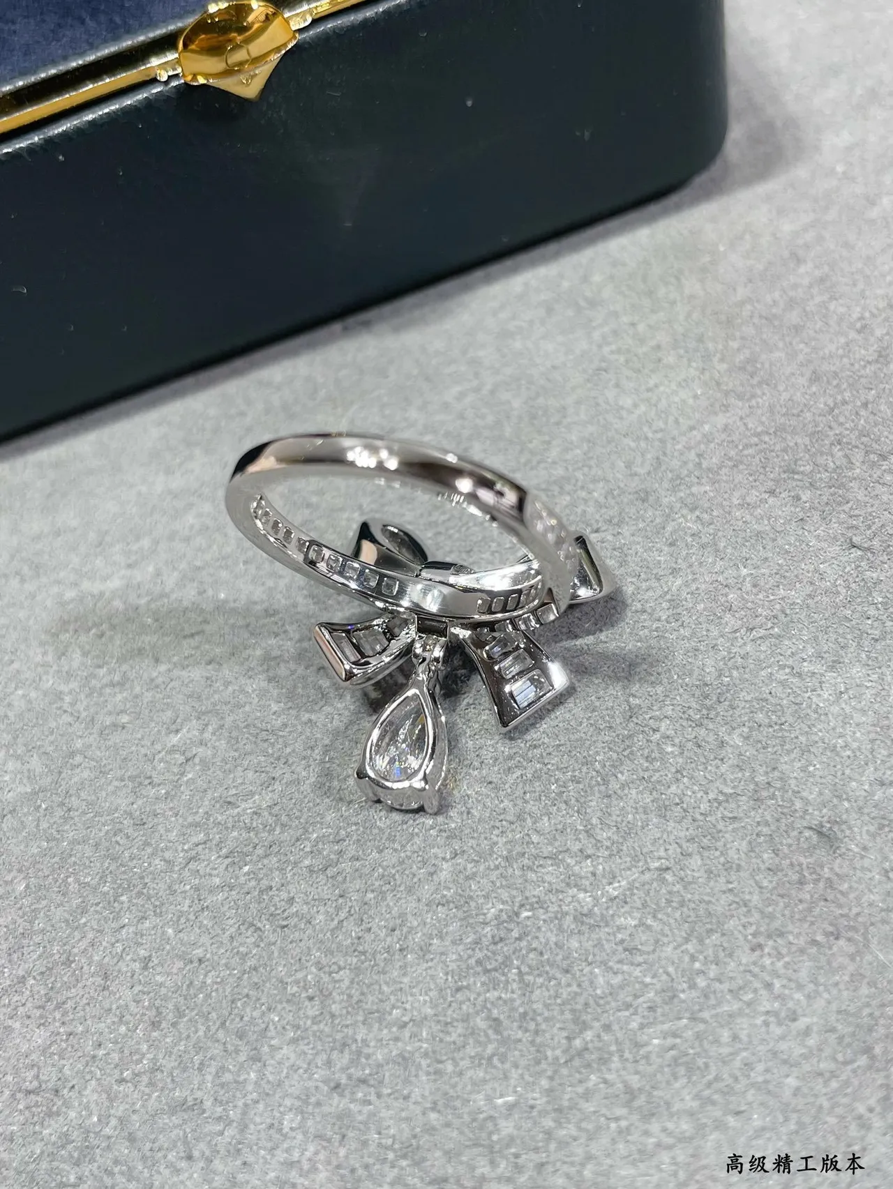 Silver Transparent Bow-Shaped Baguette-Cut Ring 5