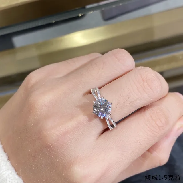 Solitaire Split Shank Pavé Ring 3