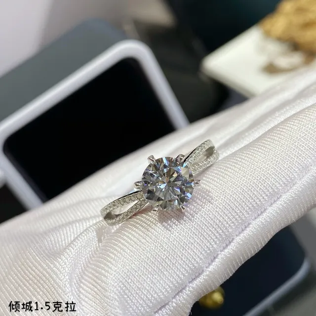Solitaire Split Shank Pavé Ring 5