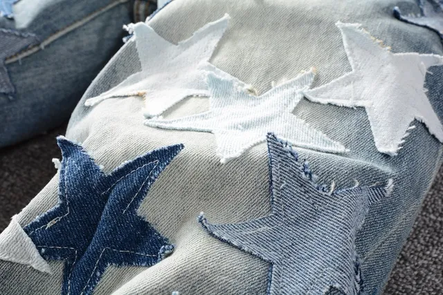 Star-Appliqué Distressed Light-Wash Slim Fit Jeans 2