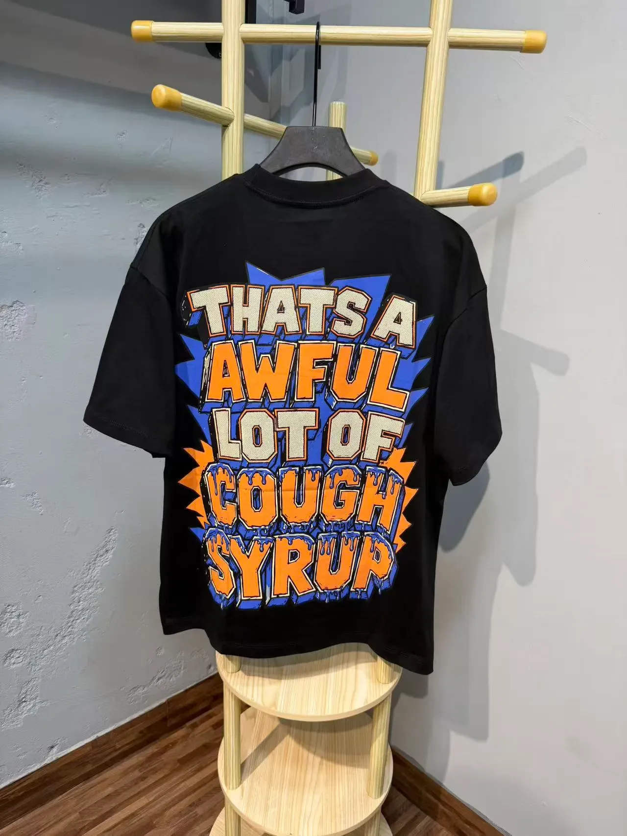 تي شيرت That's A Awful Lot of Cough Syrup نهائيات NBA 2026 نيويورك نيكس 10