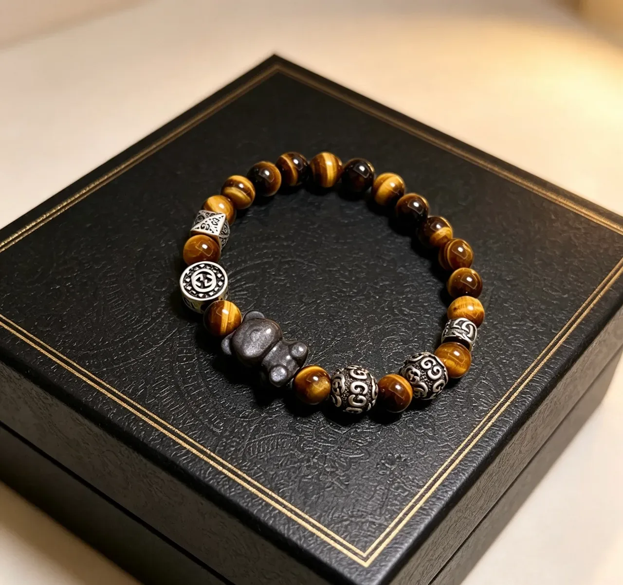 Bracelet en perles d'Oeil de Tigre et métal argenté 6