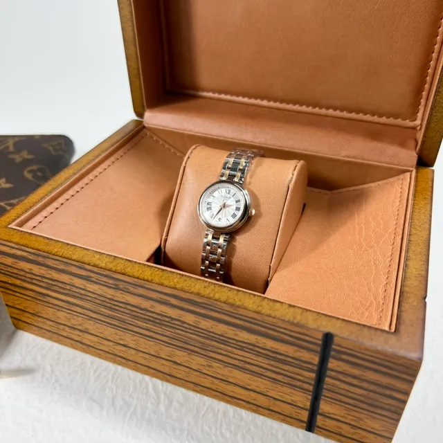 Tissot Silver White Round Case Sunburst Dial Quartz Watch 3