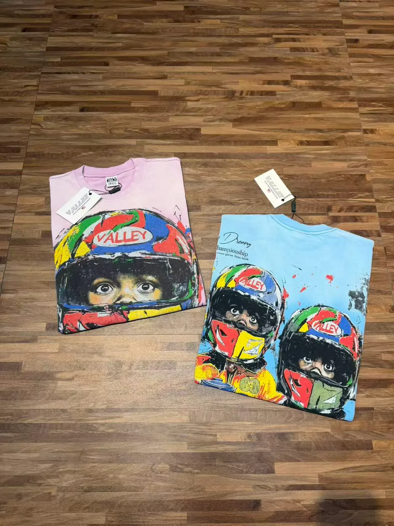 VALLEY Racing Helmet Graphic Gradient T-Shirt 13