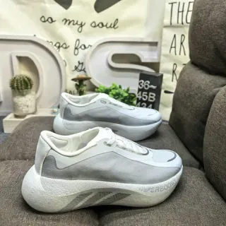 White and Gray Mesh Low-Top Foam Midsole Sneakers