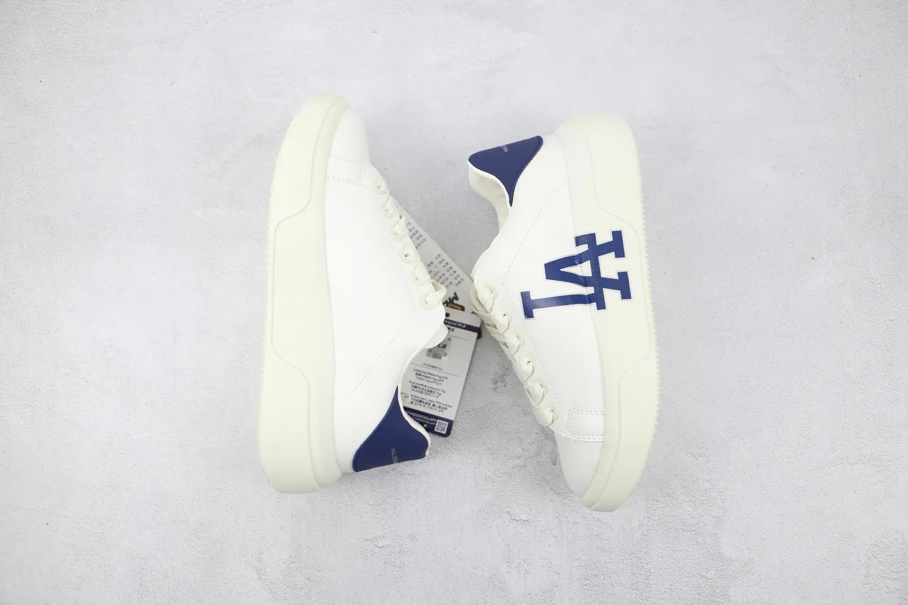 White and Navy LA Logo Platform Lifestyle Sneaker 8