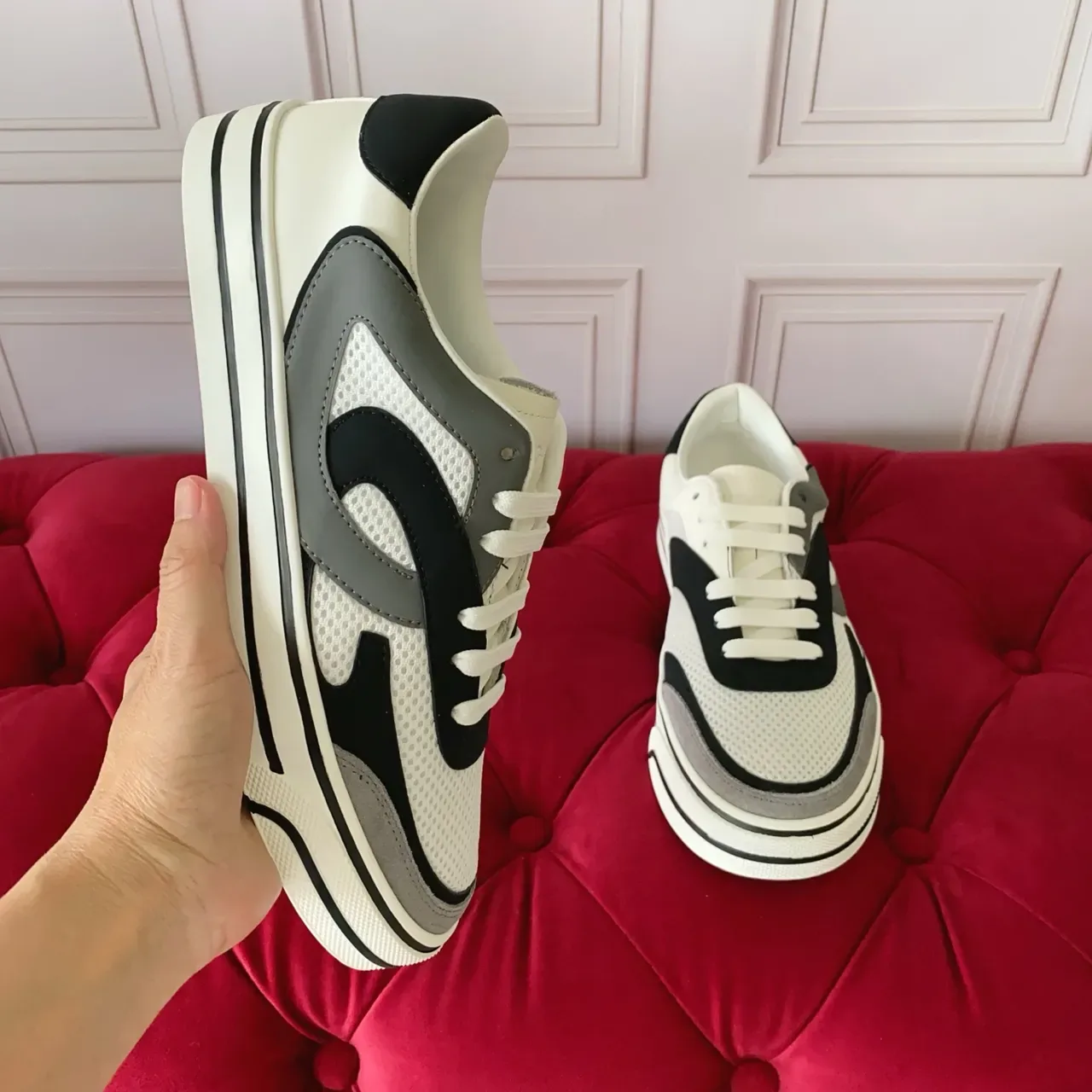 White Black Gray Wave-Overlay Lifestyle Sneakers 3