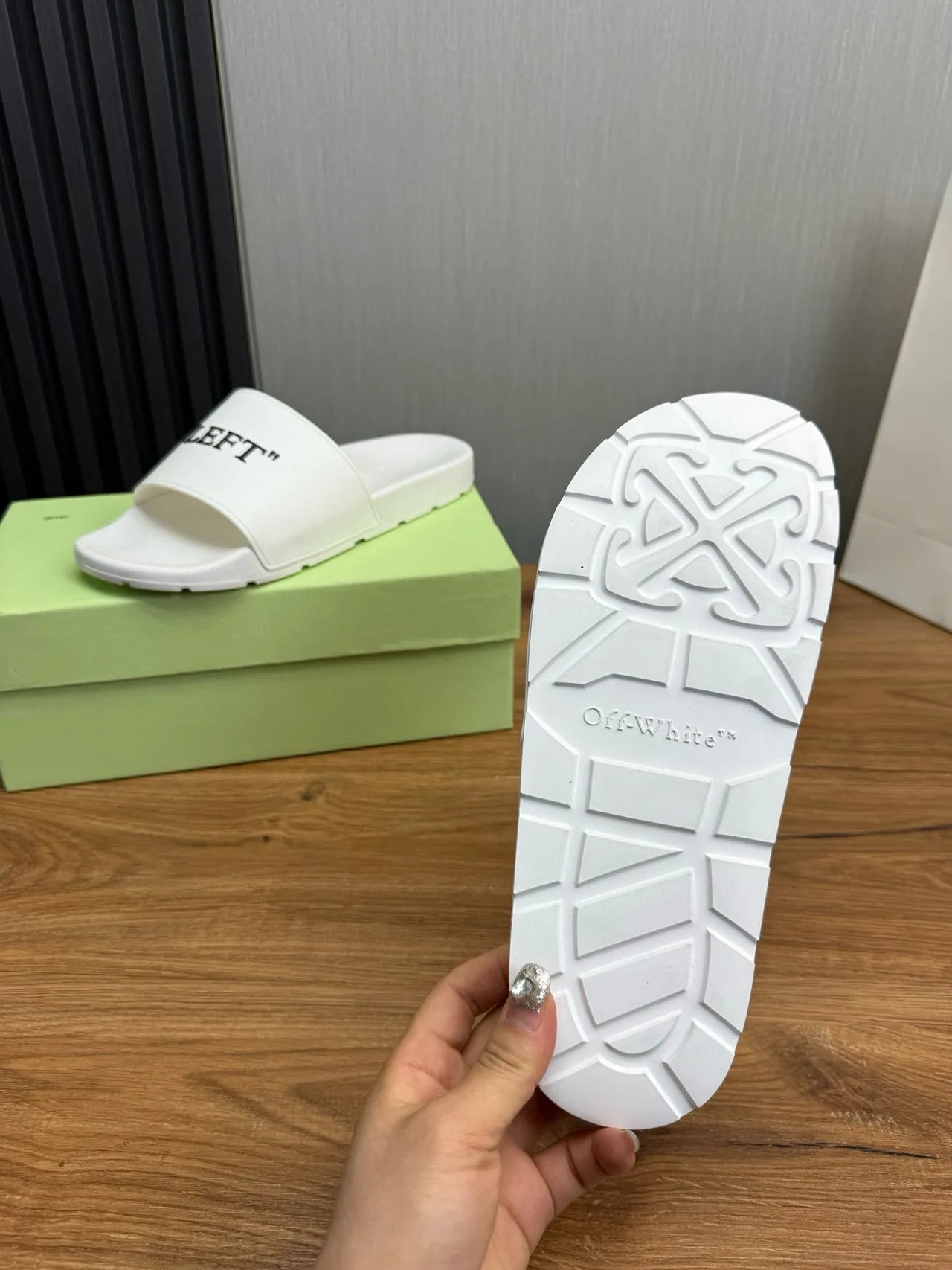 White Black Molded Rubber Construction Single Wide Strap Slippers 9