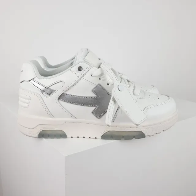 White Silver Leather Upper Metallic Arrow Logo Sneakers 3