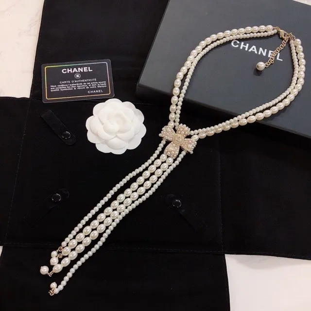 White Silver Multi-Strand Pearl Crystal-Embellished Bow Clasp Necklace 6
