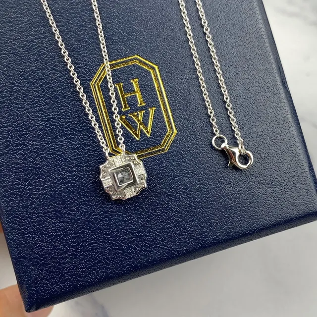 Winston Scallop Halo Pendant Necklace 5