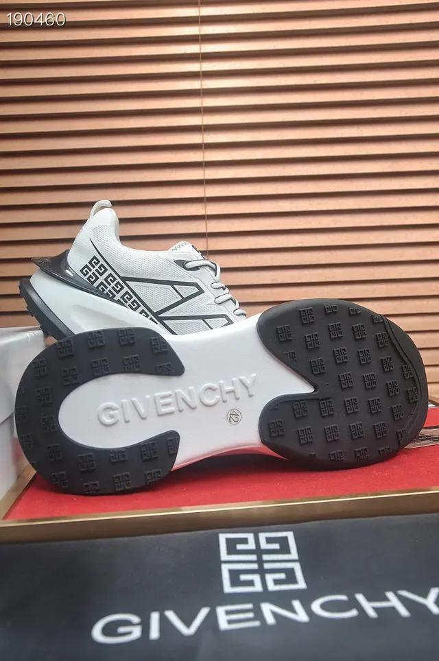 Givenchy Spectre Branco e Preto tênis lifestyle geométrico 2
