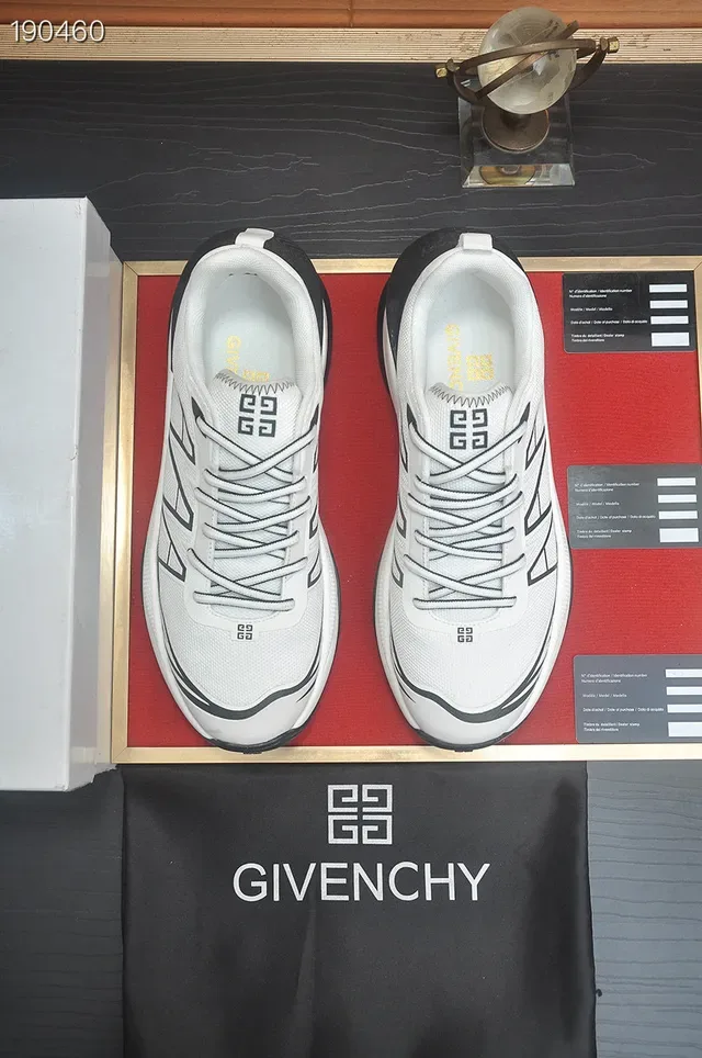 Givenchy Spectre Branco e Preto tênis lifestyle geométrico 7
