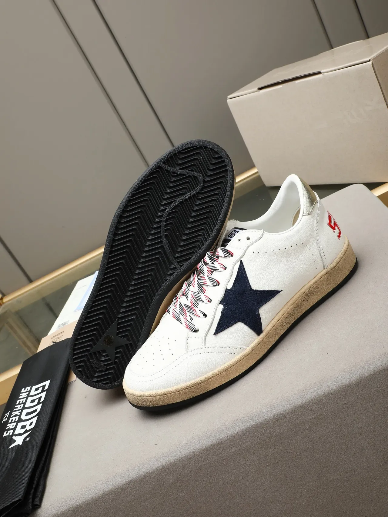 حذاء رياضي أسلوب حياة Golden Goose Ball Star White Navy Star 4
