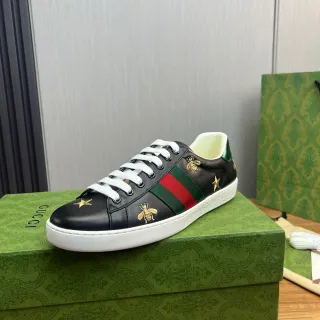 Gucci Ace সিলাই করা মৌমাছি এবং তারা কালো লাইফস্টাইল স্নিকার