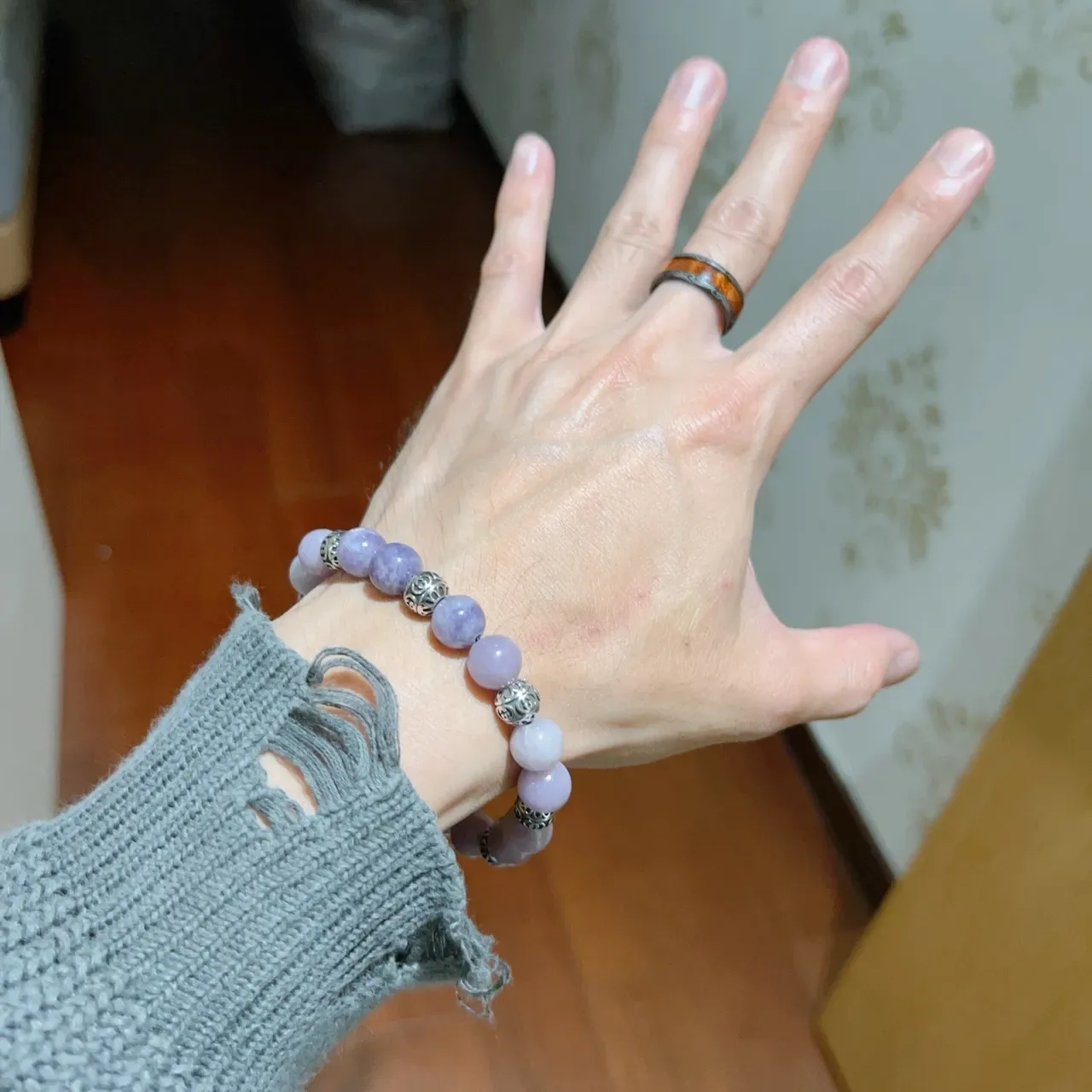 Gucci Beaded Lavender and Violet Gemstone Bracelet 8