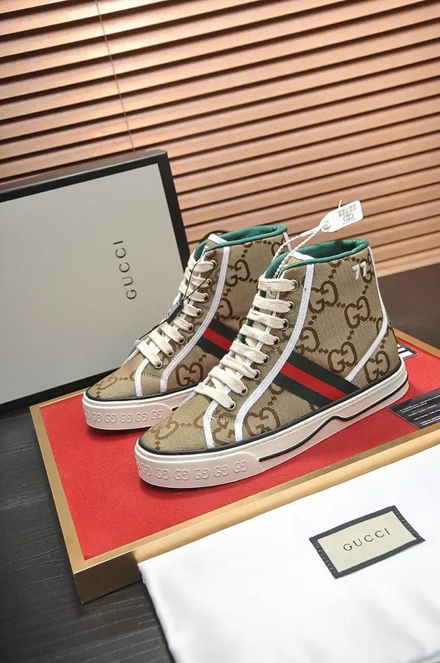 Gucci बेज ब्राउन हाई-टॉप मोनोग्राम कैनवास लाइफस्टाइल स्नीकर 7