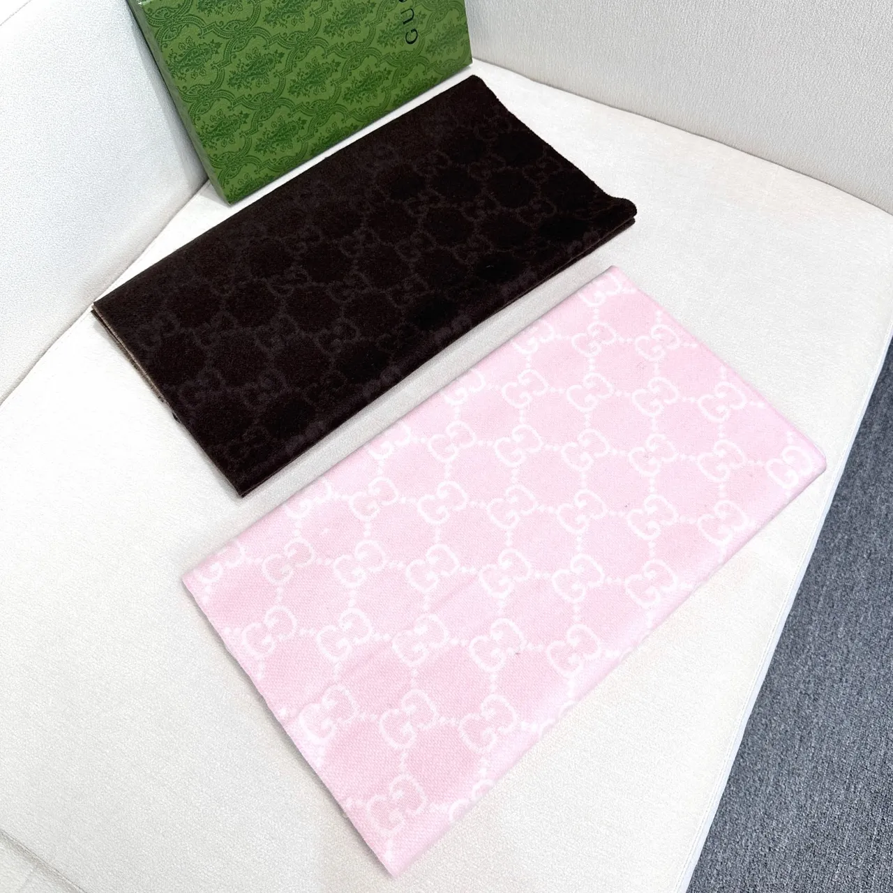 Gucci Beige Vert Bordures Frangées Texture Tissée Écharpe en Cachemire 4