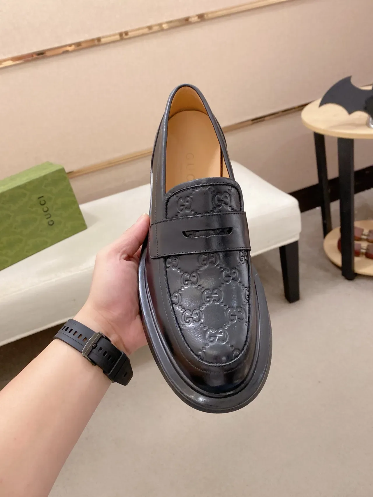 Gucci Black Beige GG-Embossed Leather Penny Strap Loafer 5