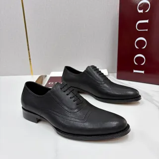 Gucci কালো ক্যাপ-টো অক্সফোর্ড জুতা