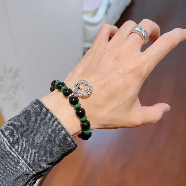 Gucci سوار أسود أخضر خرز مرن 3