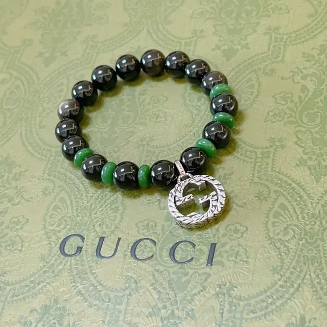 Gucci سوار أسود أخضر خرز مرن 4