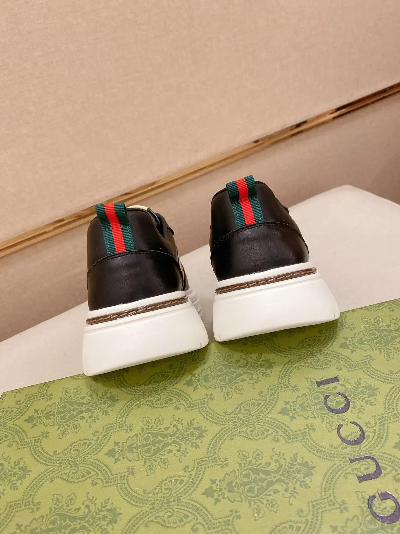 Gucci Black White Leather Upper Chunky Platform Sole Lifestyle Sneakers 3
