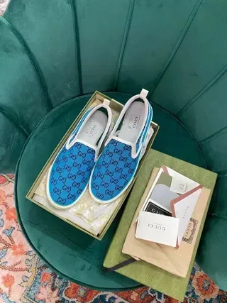 Gucci azul e branco slip-on GG Monogram Canvas Lifestyle Sneakers 3