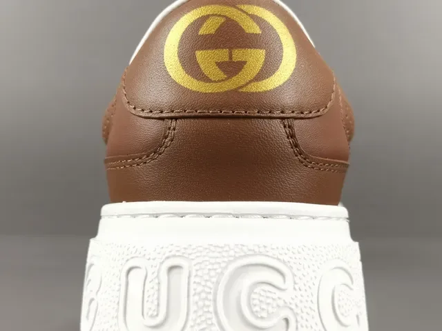 Gucci Marrom Bege GG Monogram Lona Couro Overlays Sneakers Lifestyle 6