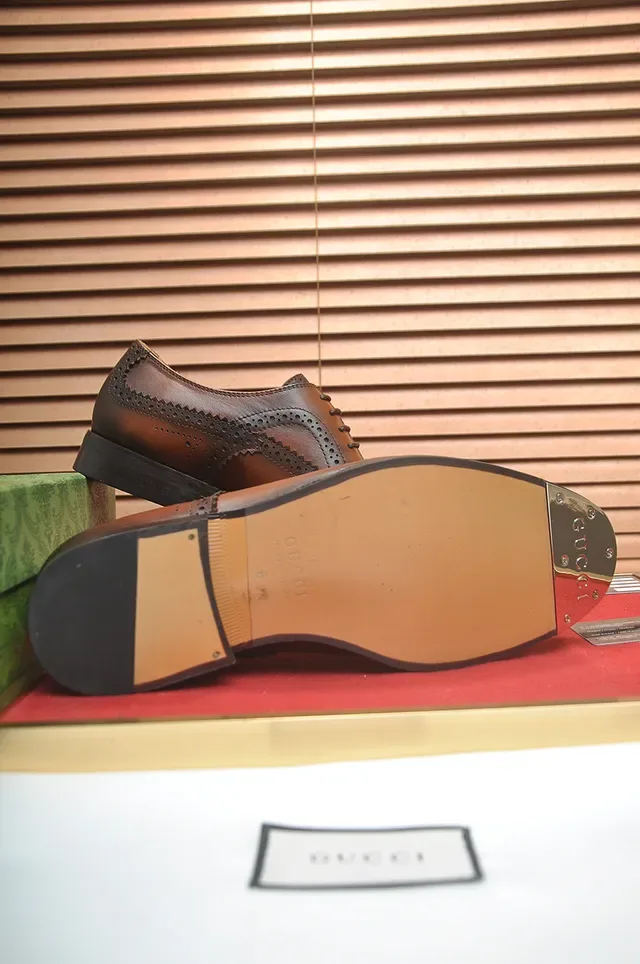 Gucci Marrón Negro Cap-Toe Brogue 3
