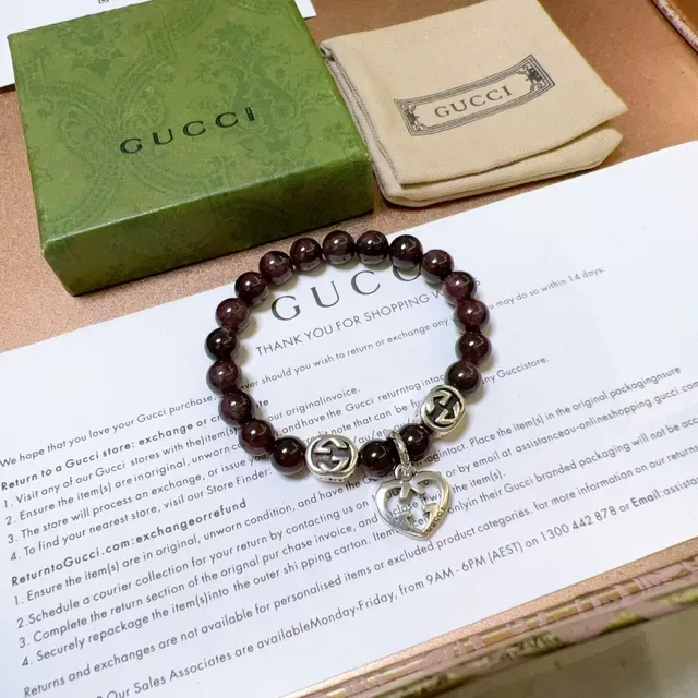 Pulseira Gucci Burdeos com Charms G Interconectados e Contas Prateadas 4