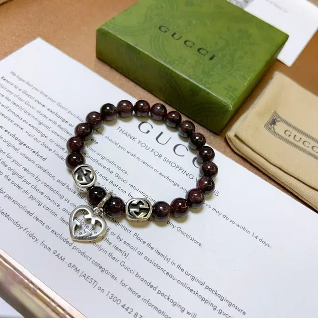 Pulseira Gucci Burdeos com Charms G Interconectados e Contas Prateadas 6
