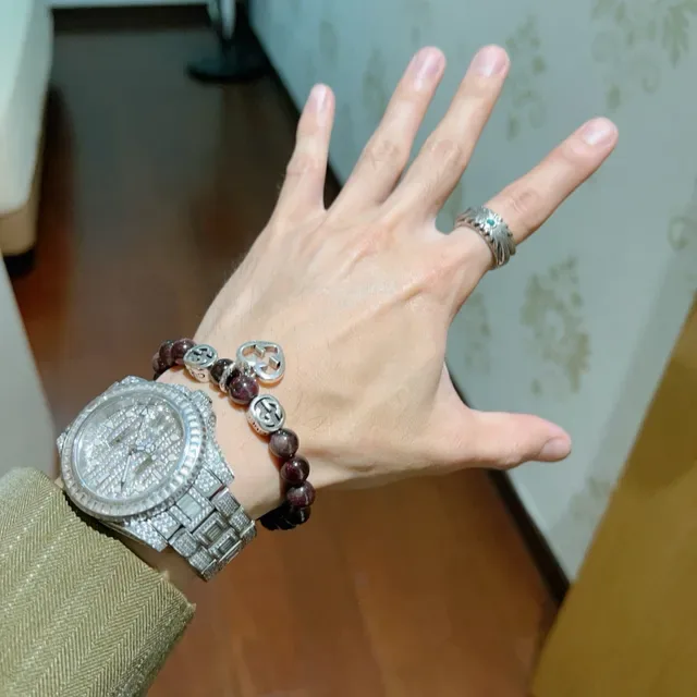 Pulseira Gucci Burdeos com Charms G Interconectados e Contas Prateadas 8