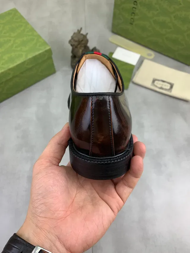 Gucci Cap-Toe Two-Tone Patina Oxford Shoes 3