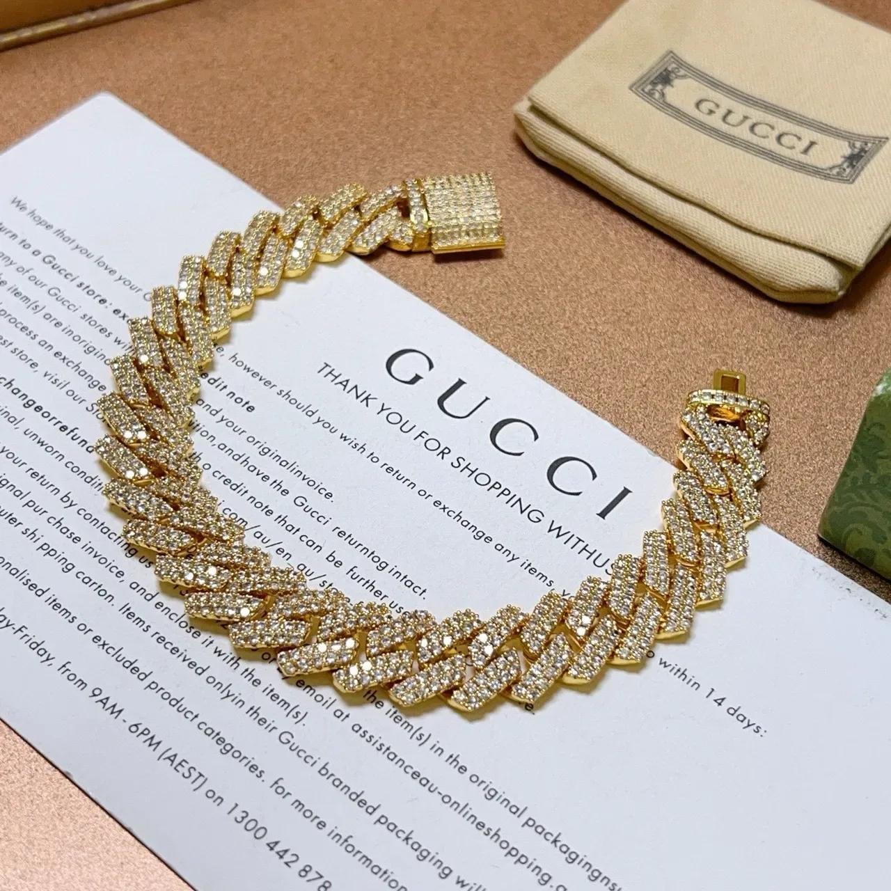 Gucci Crystal-Pave Curb-Link Gold-Tone Bracelet 6